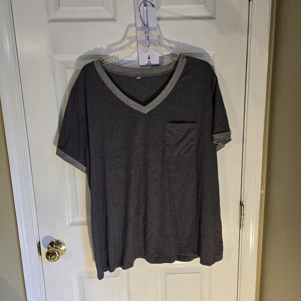 Charcoal Gray Heathered V-Neck Pocket T-Shirt Cuffed Sleeve 3XL